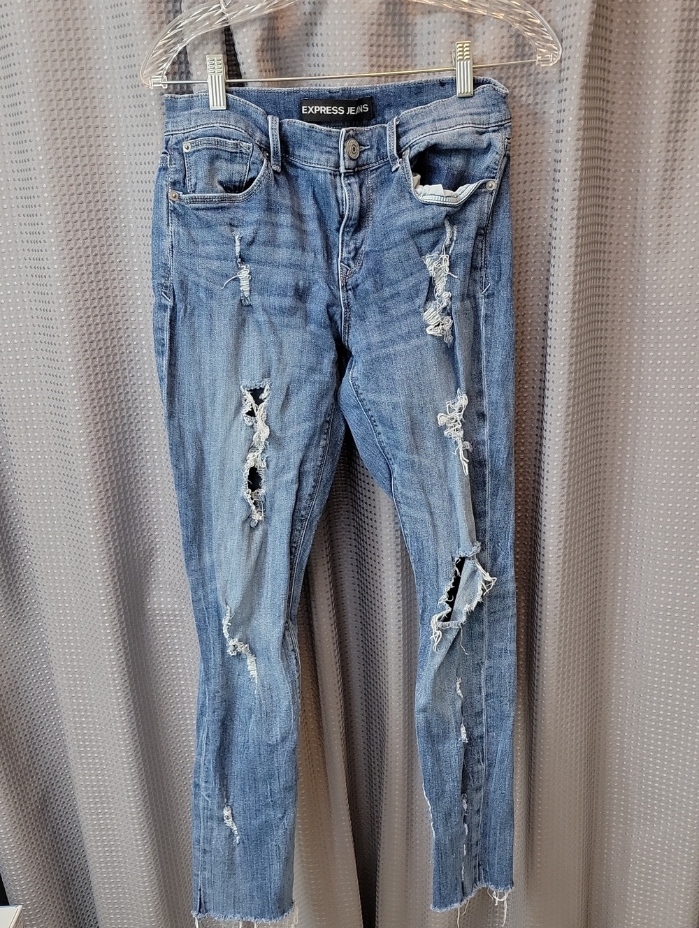 Express Distressed Raw Edge Jeans Size 6P